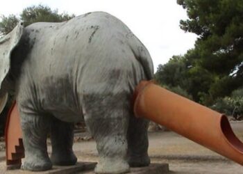 Elephant slide (Reddit | araitisaname)