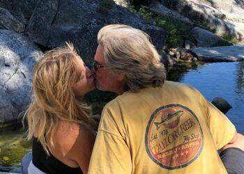 Kurt Russell and Goldie Hawn (Instagram | @goldiehawn)