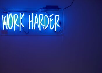 Unsplash | Jordan Whitfield
