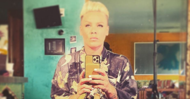 Instagram | @pink