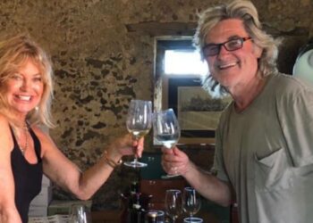 Instagram | @goldiehawn