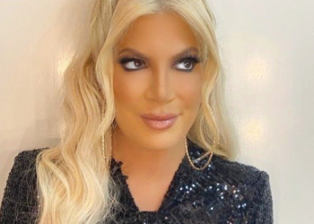 instagram | @torispelling