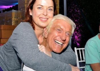 instagram | @official_dick_van_dyke