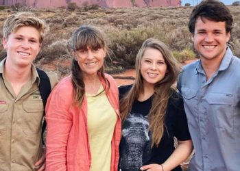 Instagram | @bindisueirwin