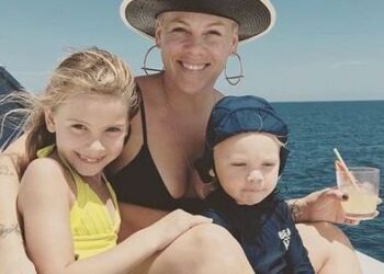 Instagram | @pink