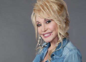 instagram | @dollyparton