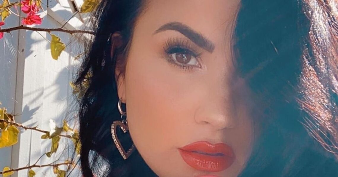 Instagram | @ddlovato