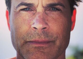 Instagram | @roblowe