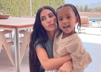 instagram | @kimkardashian