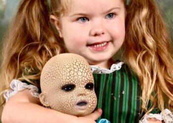 instagram | @creepychloeandbriar