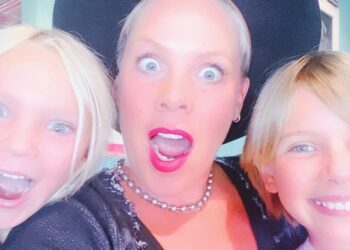instagram | Pink