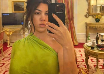 instagram | @kourtneykardashian