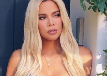Instagram | @khloekardashian