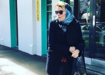 Instagram | @reallucylawless