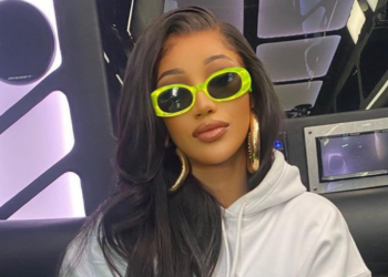 Instagram | @cardib