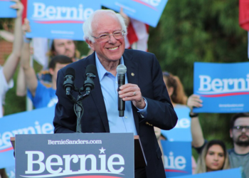 Wikimedia Commons | https://commons.wikimedia.org/wiki/File:Bernie_Sanders_smiling_at_UNC-Chapel_Hill.jpg
