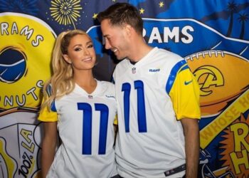 Instagram | @parishilton