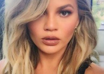 Instagram | @chrissyteigen