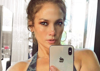 Instagram | @jlo