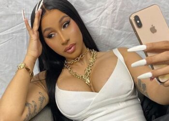 Instagram | @iamcardib