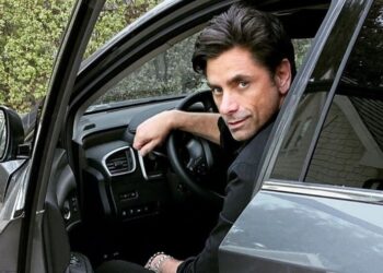 Instagram | @johnstamos