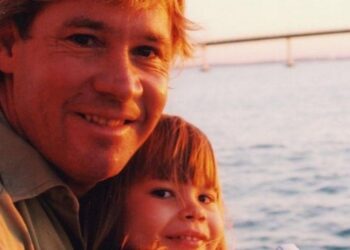 Instagram | @bindisueirwin