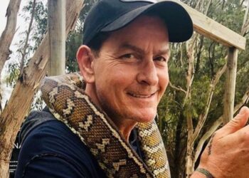 Instagram | @charliesheen