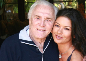 Instagram | @catherinezetajones