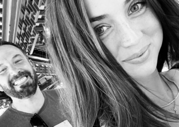 Instagram | @ana_d_armas