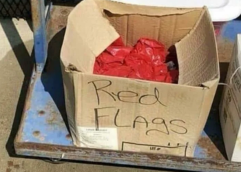 Reddit | [deleted]