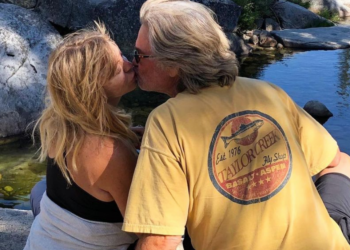 Instagram | @goldiehawn