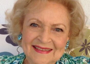 Instagram | @bettymwhite