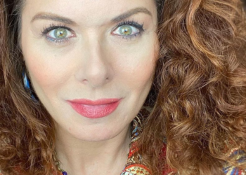 Instagram | @therealdebramessing