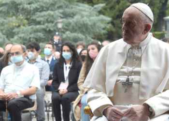 Instagram | @franciscus