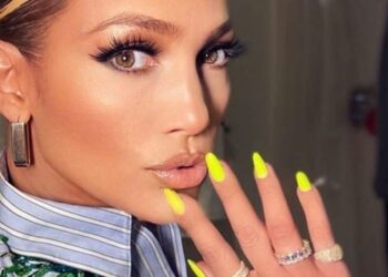 Instagram | @jlo