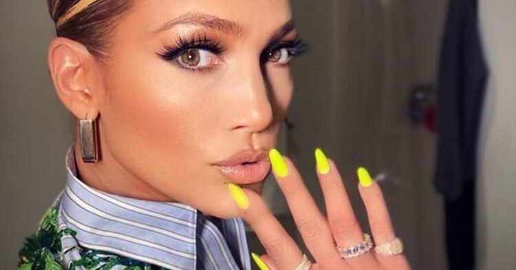 Instagram | @jlo