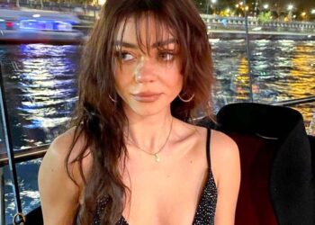 Instagram | @sarahhyland