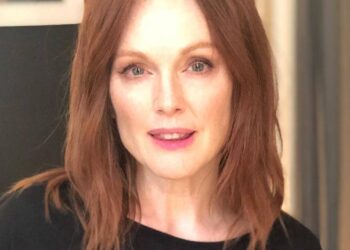 Instagram | @juliannemoore