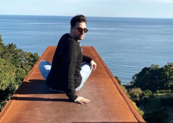Instagram | @instadanjlevy