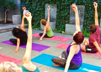 Instagram | @drunkyoga