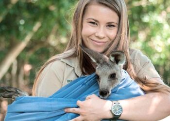 Instagram | @bindisueirwin