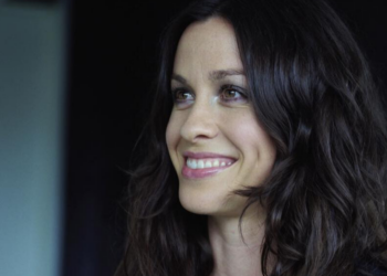 Instagram | @alanis