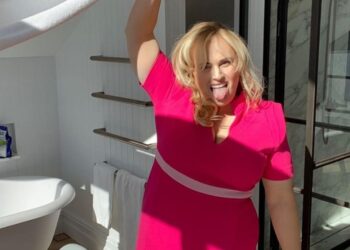 Instagram | @rebelwilson
