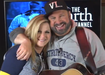 Facebook | Garth Brooks