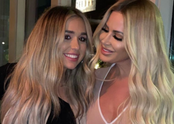 Instagram | @kimzolciakbiermann