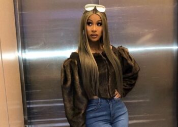 Instagram | @iamcardib