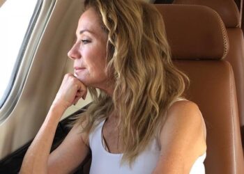 Instagram | @kathielgifford