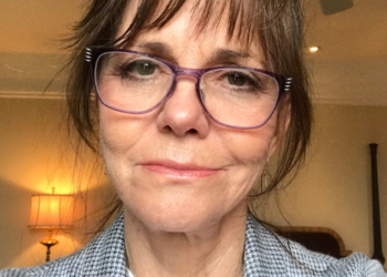 Twitter | @sally_field