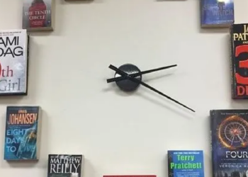 Instagram | @thebookoholic