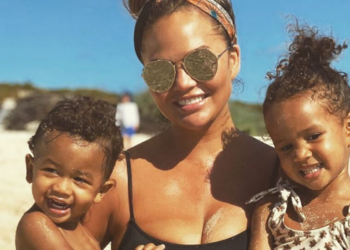 Instagram | @chrissyteigen